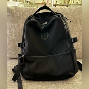 New Crew Backpack 22L